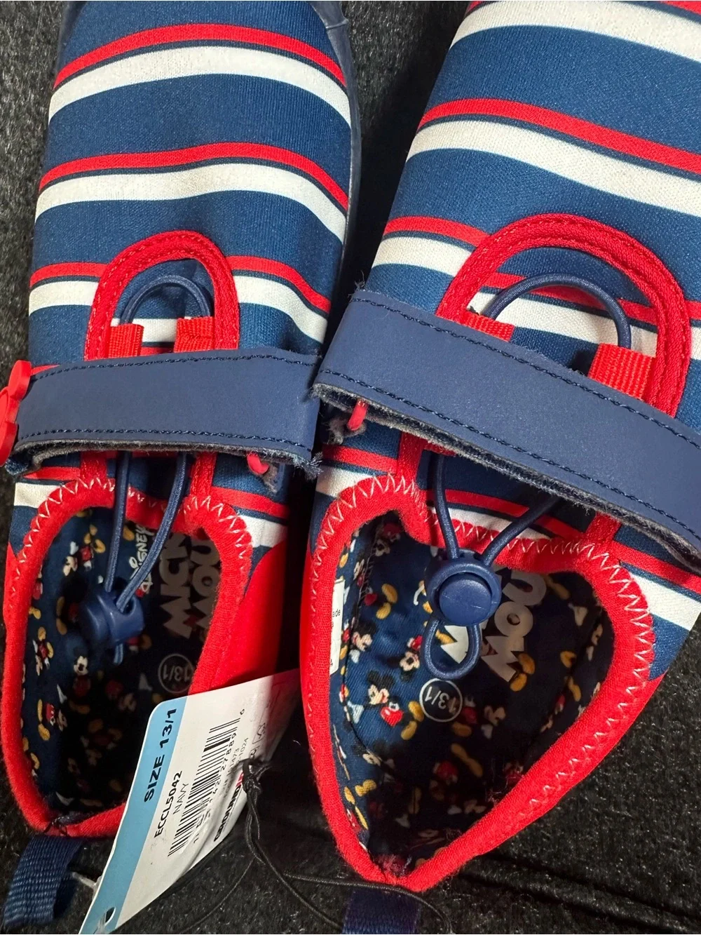 Disney Mickey Mouse Toddler Boys Water Shoes Size 13/1 Red Blue